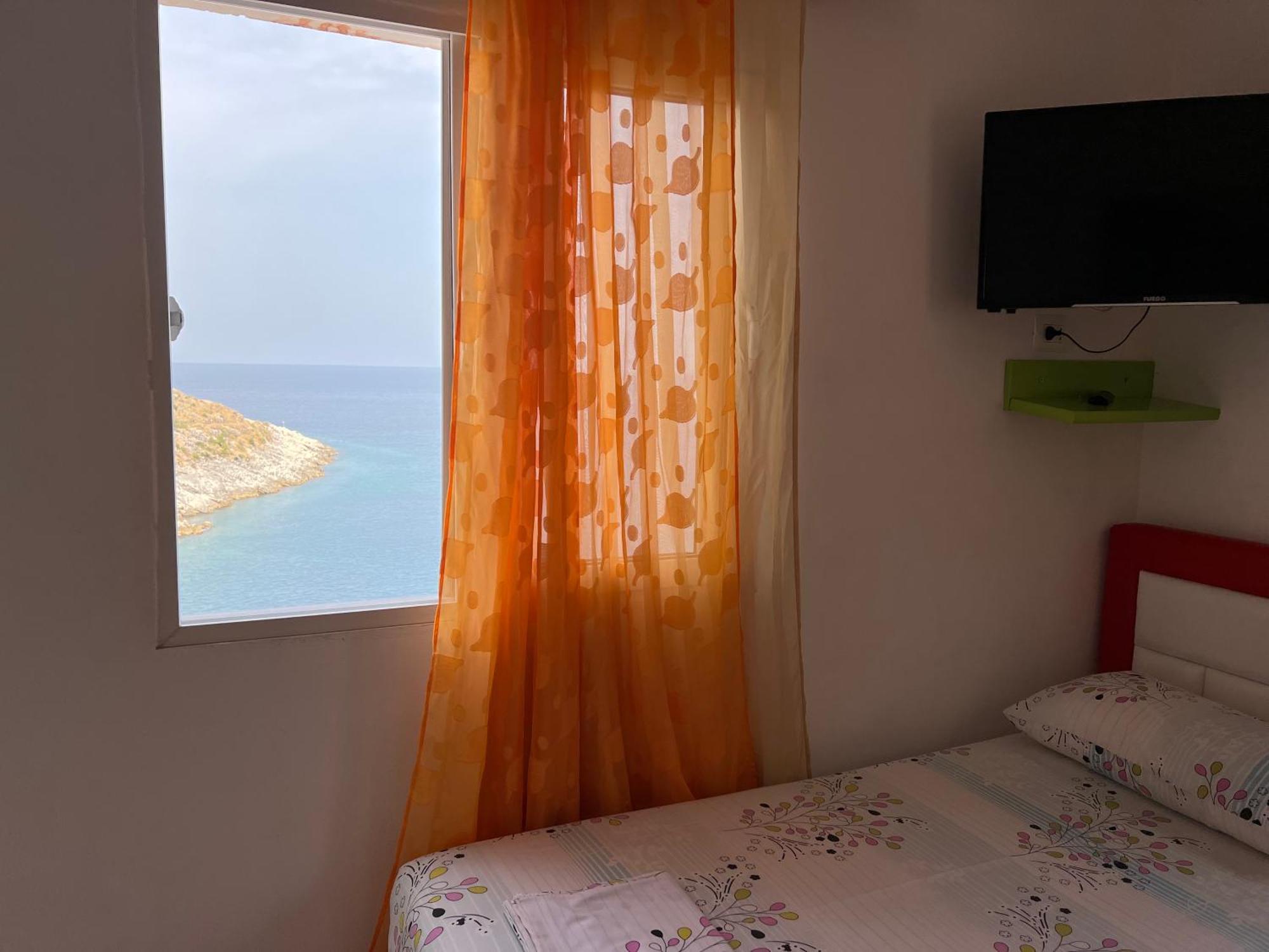 Prive Hill Sarande
